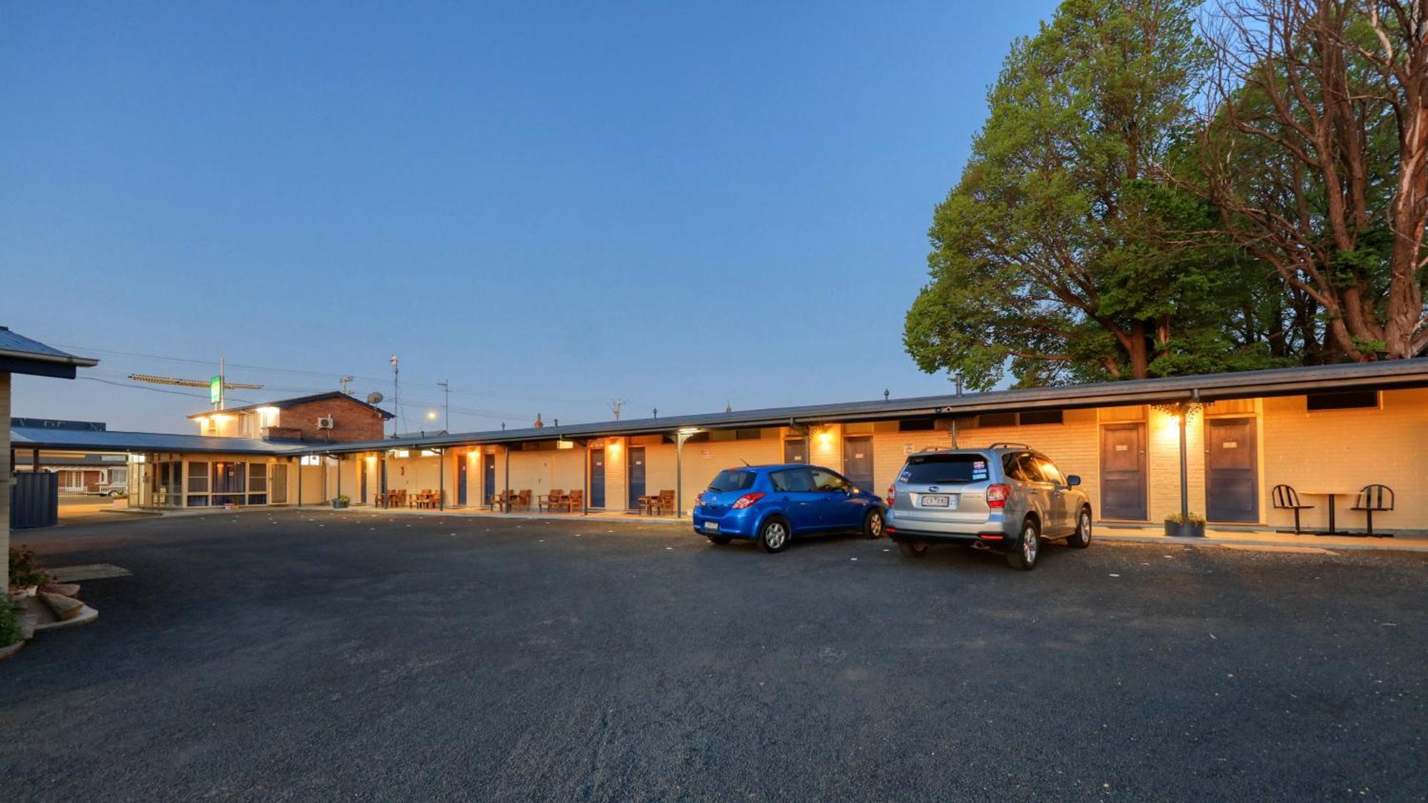 Cbd Gi Motel Glen Innes Exterior photo